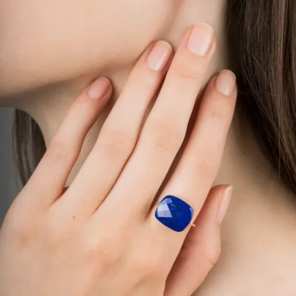 Morganne Bello Bague-BAGUE OR JAUNE COUSSIN OVERSIZE LAPIS LAZULI