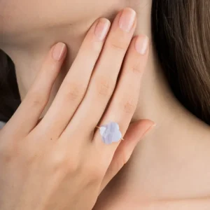 Morganne Bello Bague-BAGUE OR JAUNE TREFLE AGATE BLEUE DENTELLE