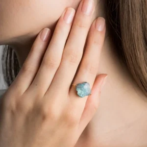 Morganne Bello Bague-BAGUE OR JAUNE TREFLE LABRADORITE