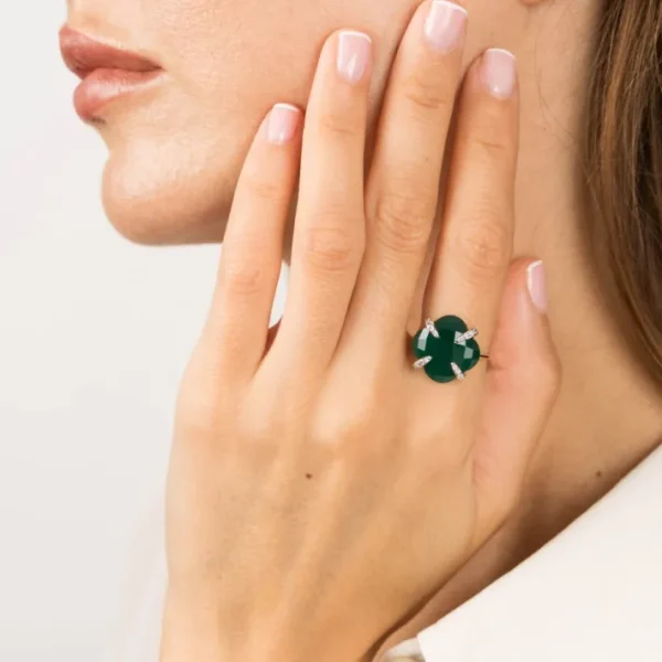 Morganne Bello Bague-BAGUE VICTORIA LYS GRANDE AGATE VERTE ET DIAMANTS OR JAUNE