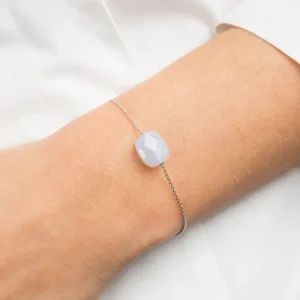 Morganne Bello Bracelet-BRACELET OR BLANC COUSSIN AGATE BLEUE DENTELLE