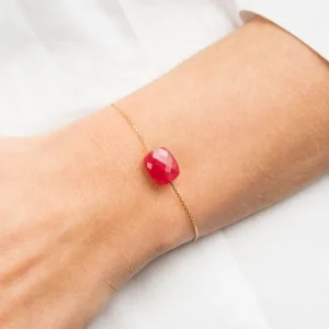 Morganne Bello Bracelet-BRACELET OR JAUNE COUSSIN QUARTZ ROUGE