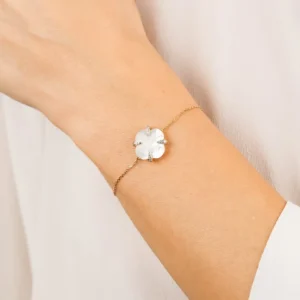 Morganne Bello Bracelet-BRACELET VICTORIA LYS NACRE BLANCHE ET DIAMANTS OR JAUNE
